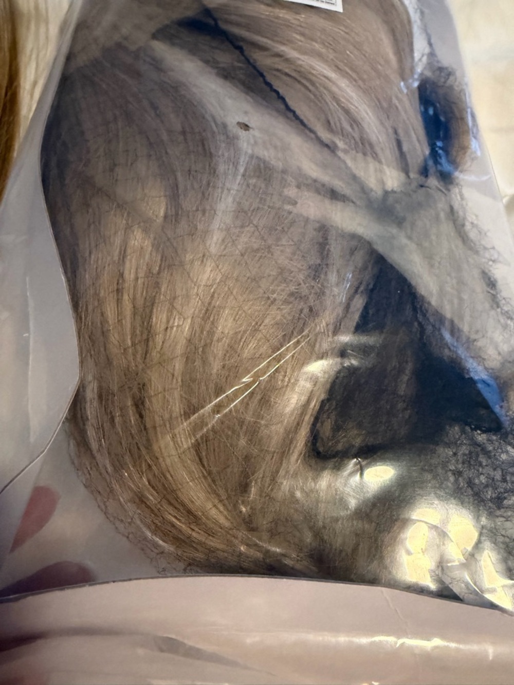 Almost NEW under 8 hours Blonde Straight Bob Wig with Subtle Layers 10-12” - Picture 3 of 5